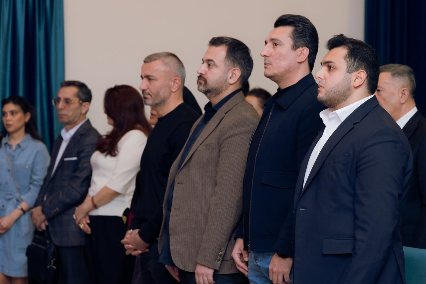 Qurban Qurbanov həyat yoldaşı ilə tədbirdə (FOTO)